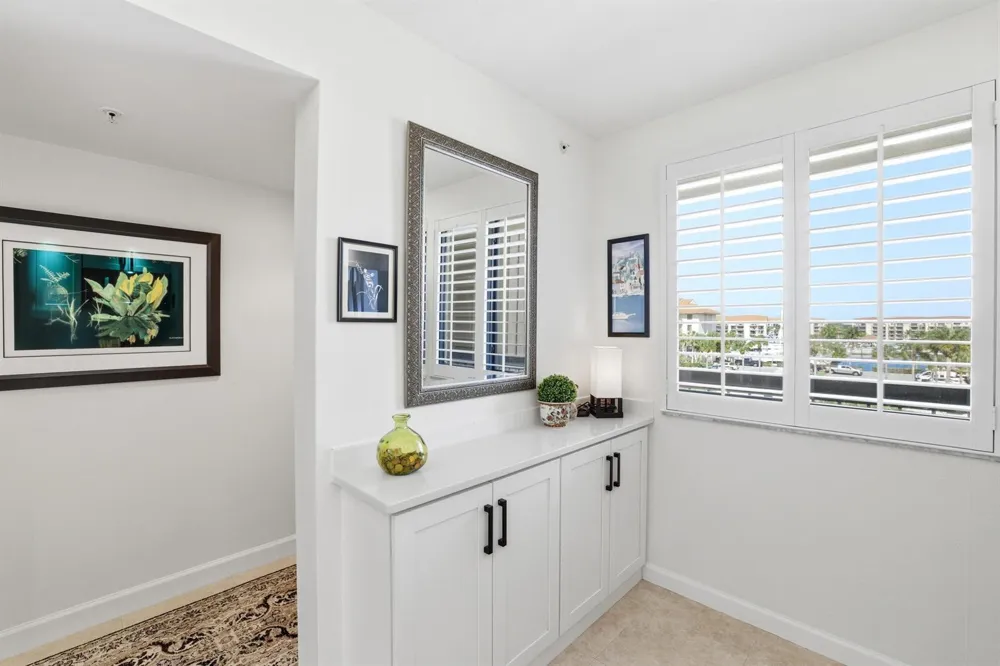 2101 Marina Isle Way #404 Jupiter, FL 33477