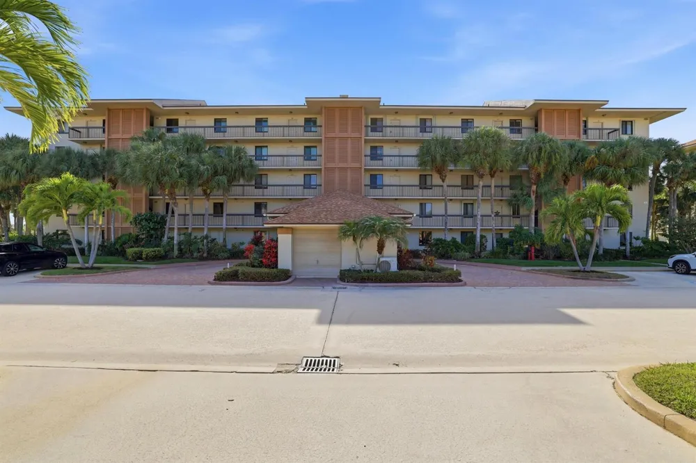 2101 Marina Isle Way #404 Jupiter, FL 33477