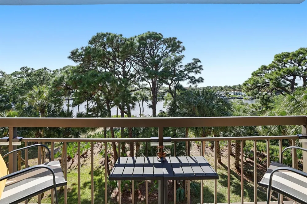 2101 Marina Isle Way #404 Jupiter, FL 33477