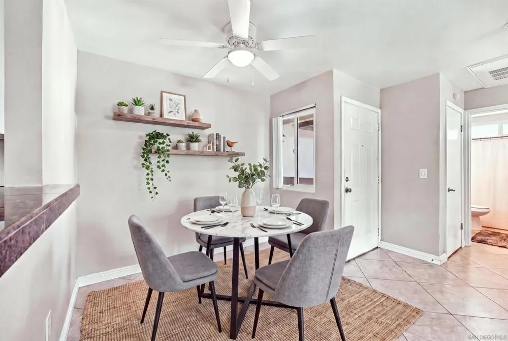 16377 Lakeshore Dr. #2F Lake Elsinore, CA 92530