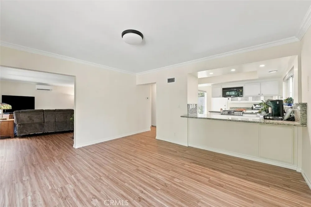 2221 W 239th Street Torrance, CA 90501