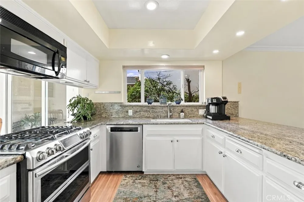 2221 W 239th Street Torrance, CA 90501