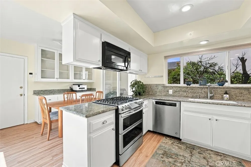 2221 W 239th Street Torrance, CA 90501