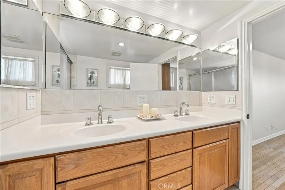 2221 W 239th Street Torrance, CA 90501