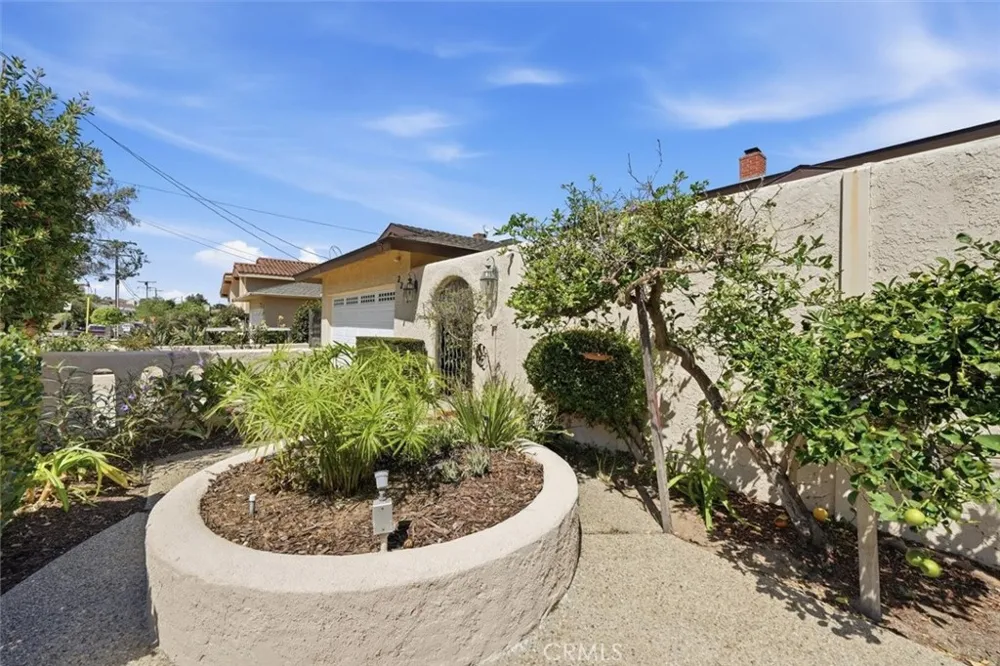 2221 W 239th Street Torrance, CA 90501