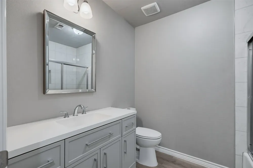 2105 Cottie Lane Arlington, TX 76010