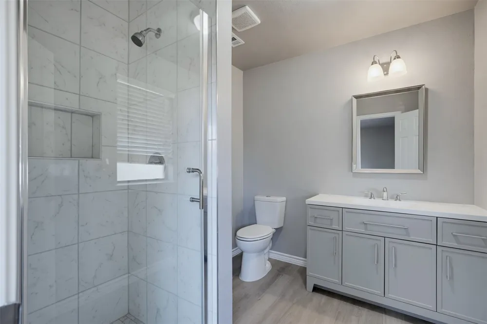 2105 Cottie Lane Arlington, TX 76010