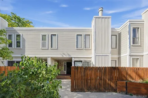 1050 S Monaco Street Parkway #115