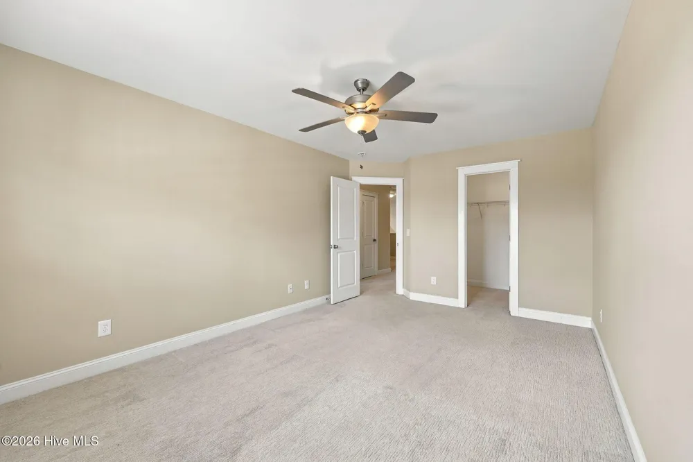 1811 Fox Den Way #6 Greenville, NC 27858
