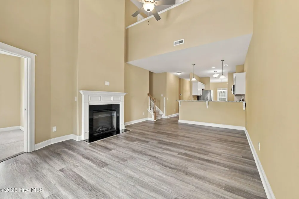 1811 Fox Den Way #6 Greenville, NC 27858