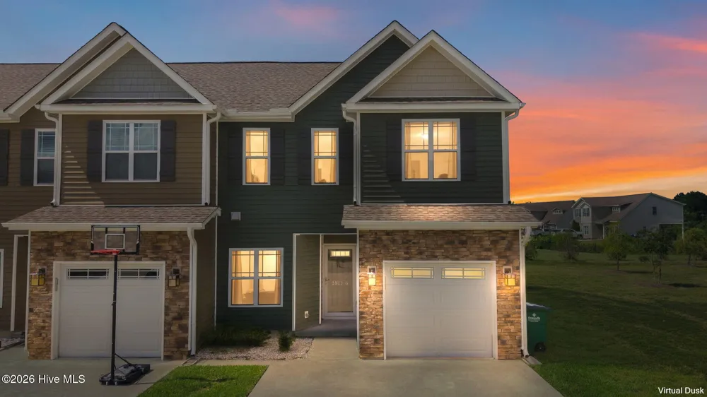 1811 Fox Den Way #6 Greenville, NC 27858