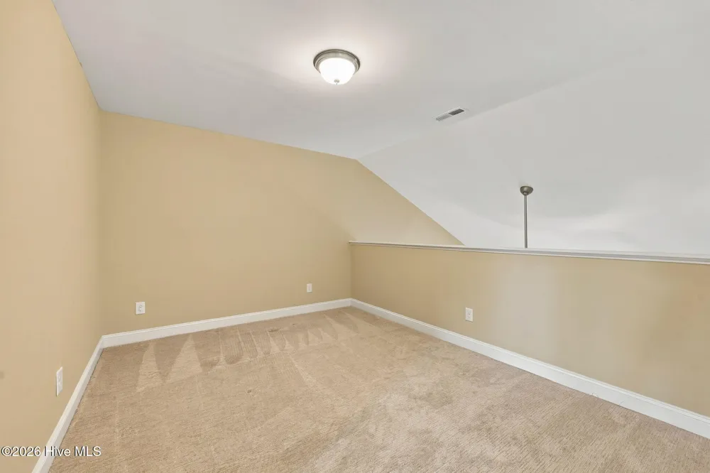 1811 Fox Den Way #6 Greenville, NC 27858