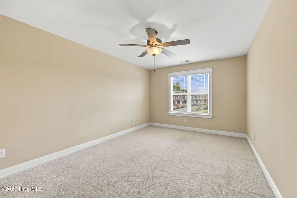 1811 Fox Den Way #6 Greenville, NC 27858