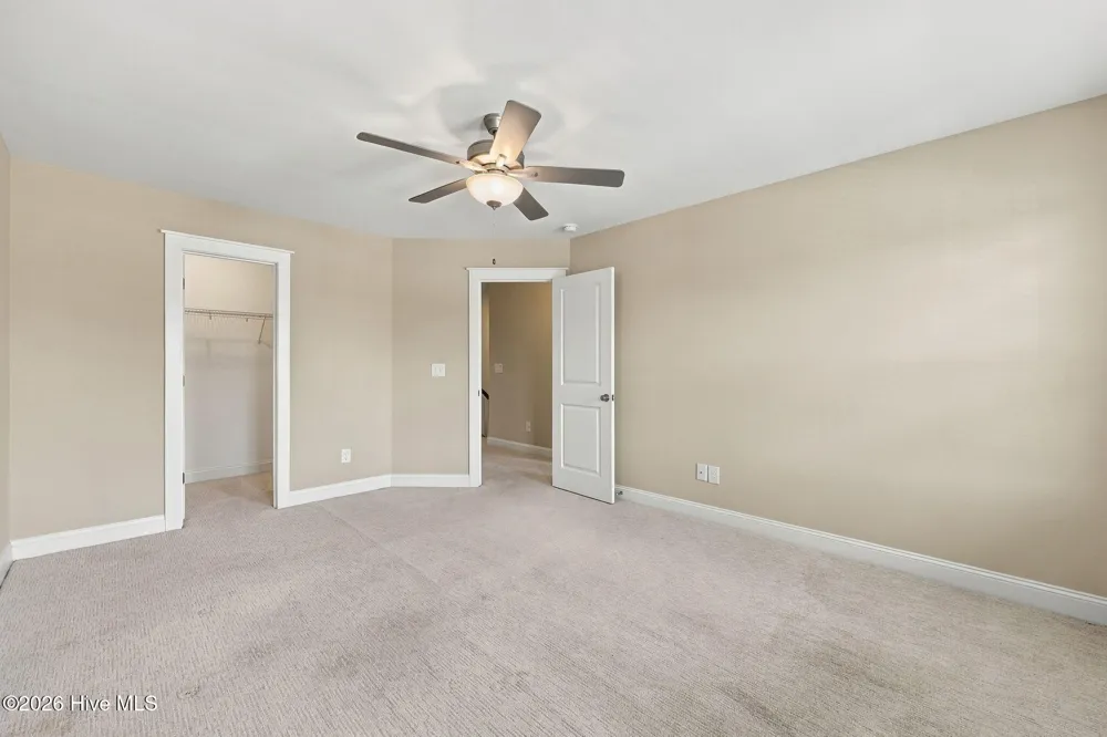 1811 Fox Den Way #6 Greenville, NC 27858