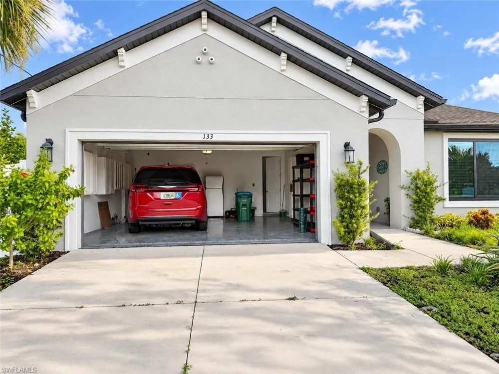 133 SW 33rd Place Cape Coral, FL 33991