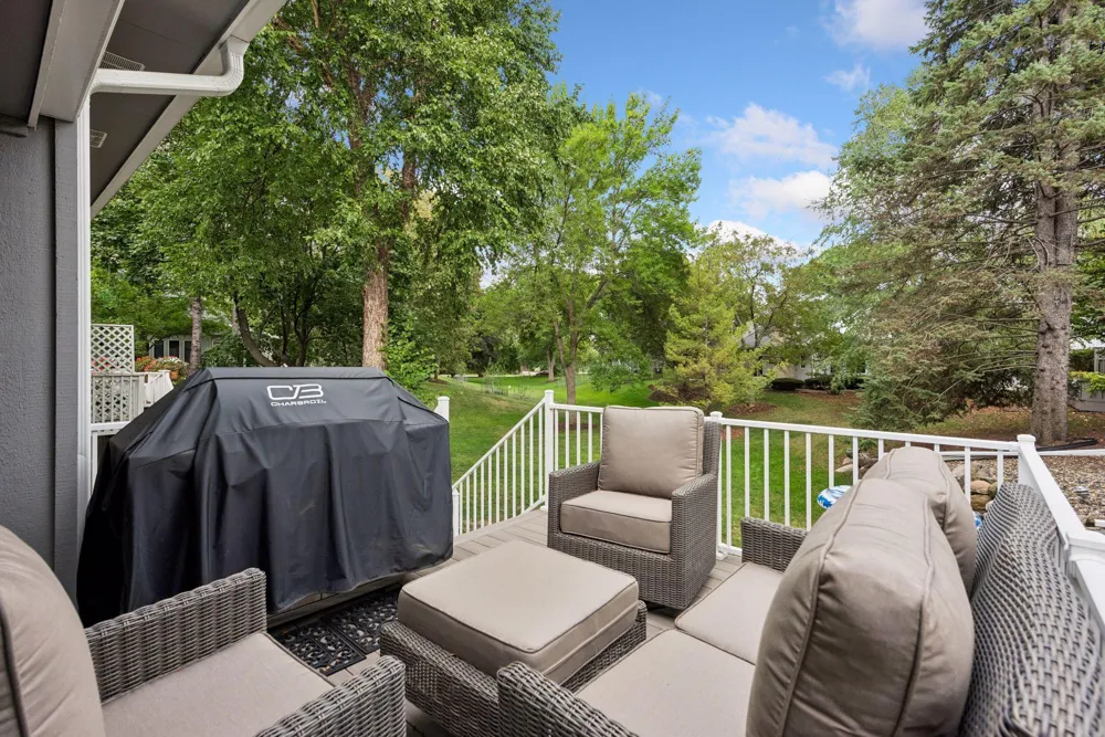 1138 Kingsley Circle Mendota Heights, MN 55118