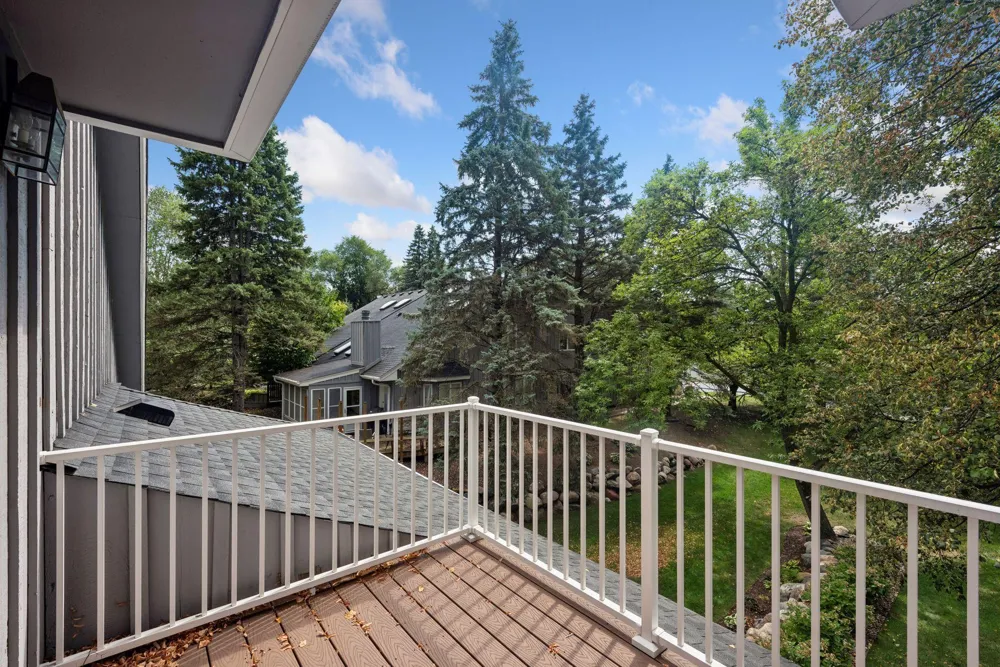 1138 Kingsley Circle Mendota Heights, MN 55118