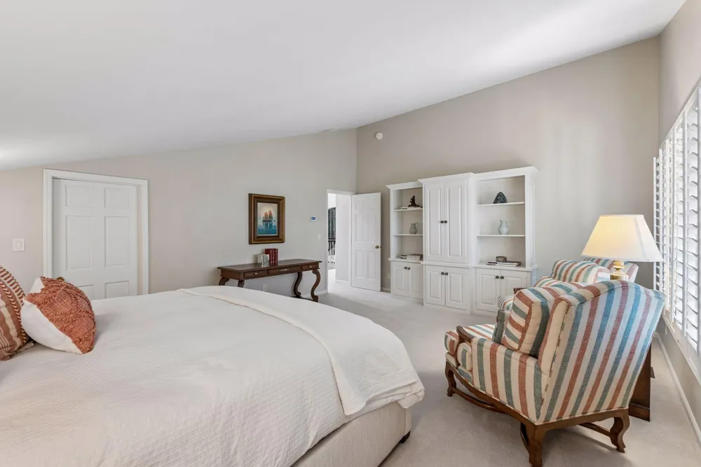 1138 Kingsley Circle Mendota Heights, MN 55118
