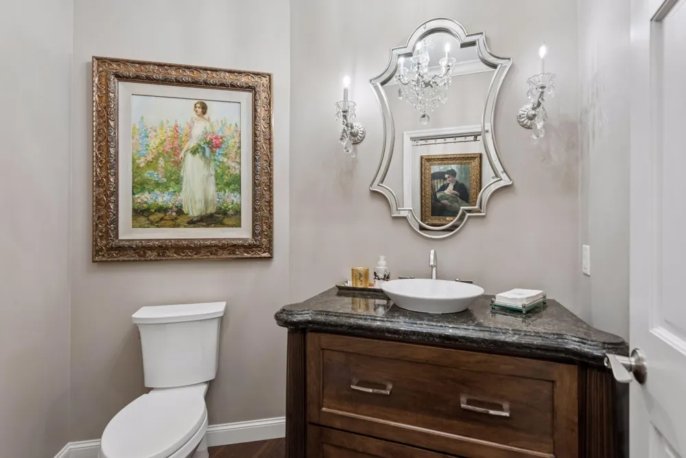 1138 Kingsley Circle Mendota Heights, MN 55118
