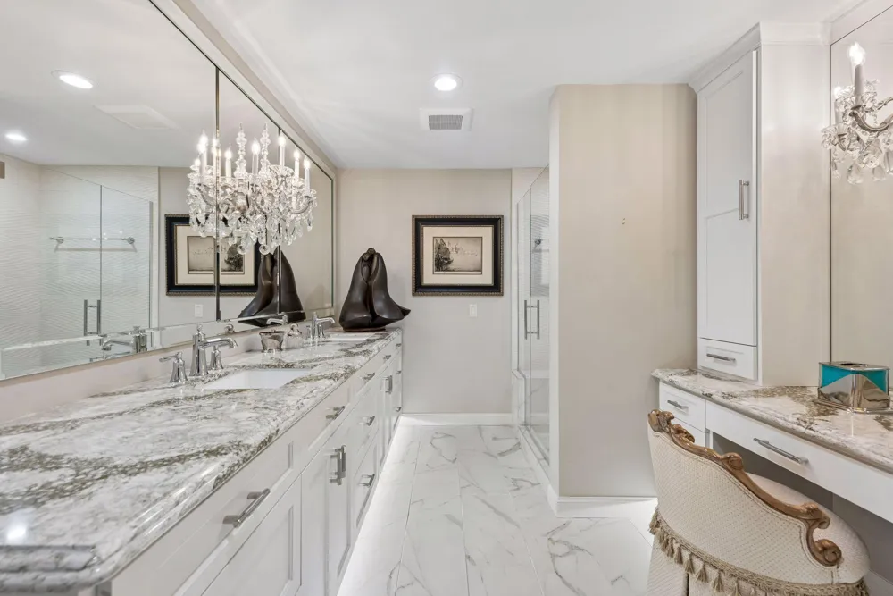 1138 Kingsley Circle Mendota Heights, MN 55118