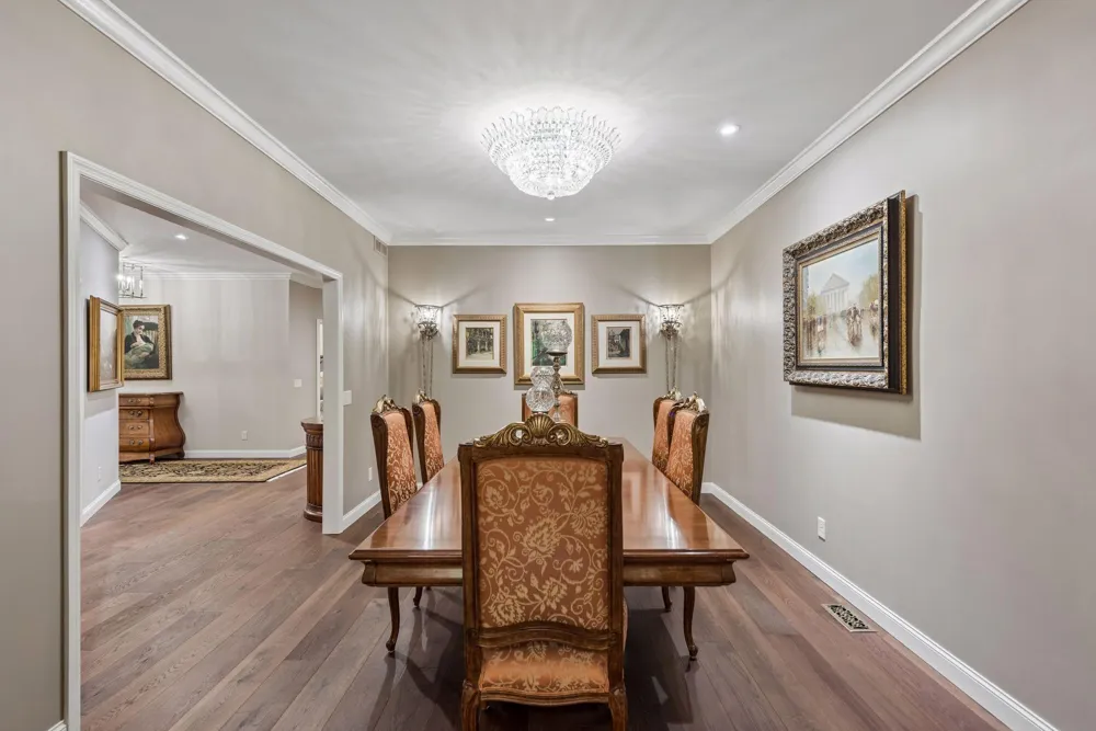 1138 Kingsley Circle Mendota Heights, MN 55118