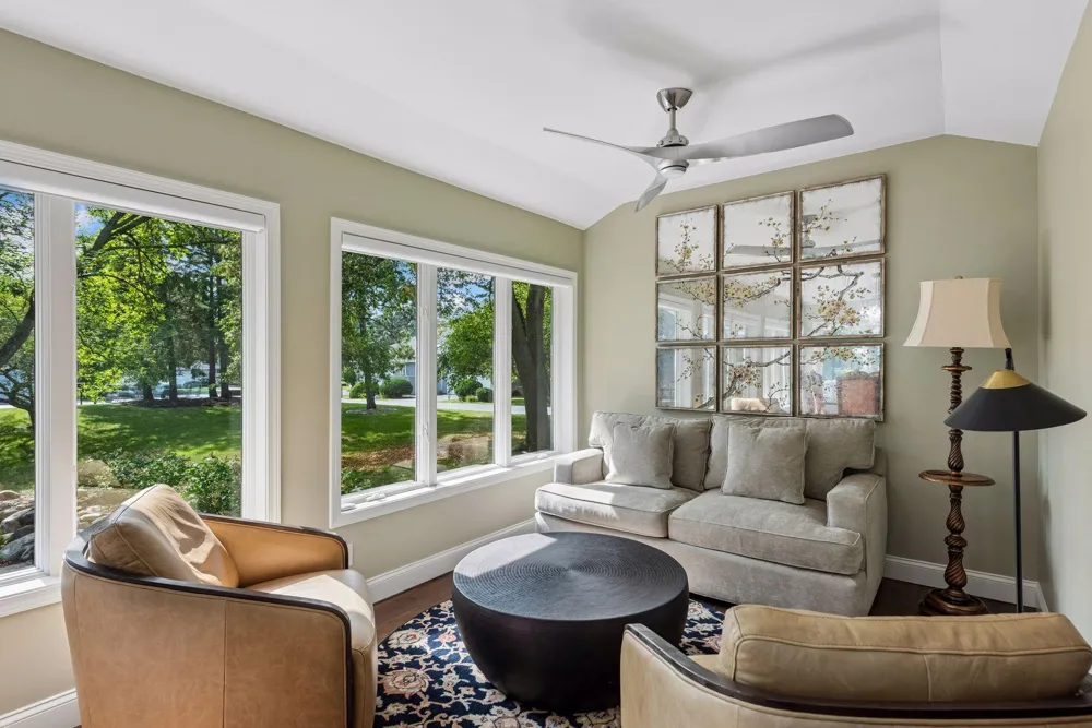1138 Kingsley Circle Mendota Heights, MN 55118