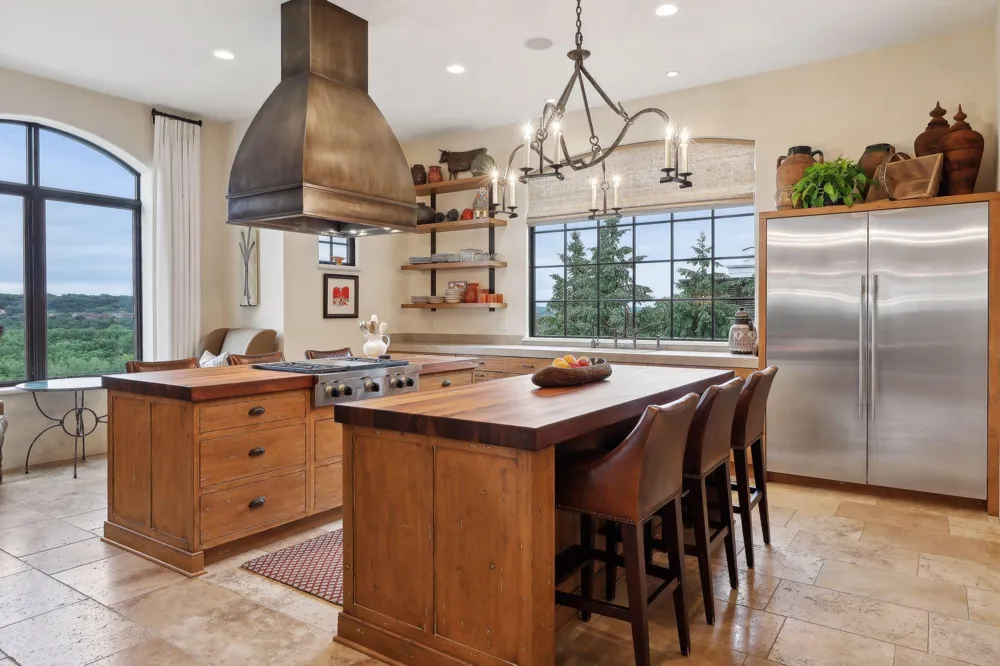 1226 Sibley Memorial Highway Mendota Heights, MN 55150