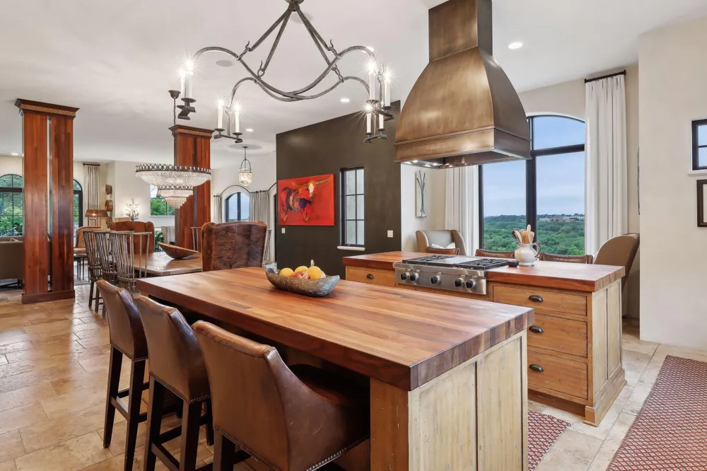 1226 Sibley Memorial Highway Mendota Heights, MN 55150