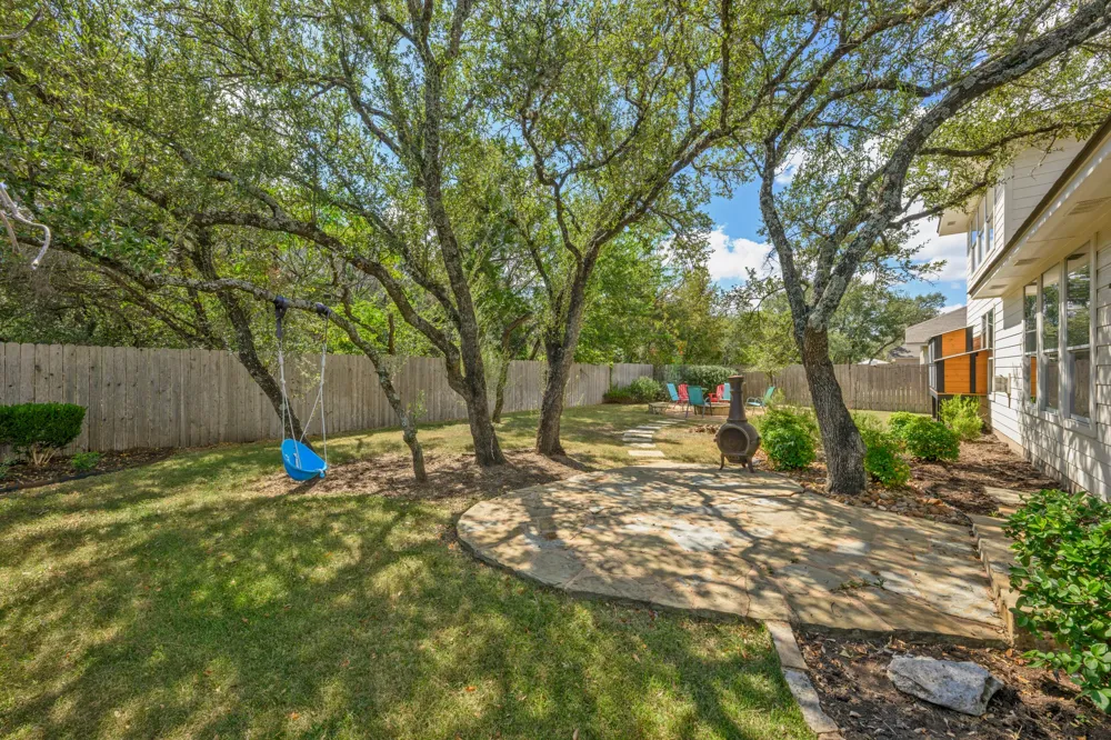 8901 Ovalla Drive Austin, TX 78749