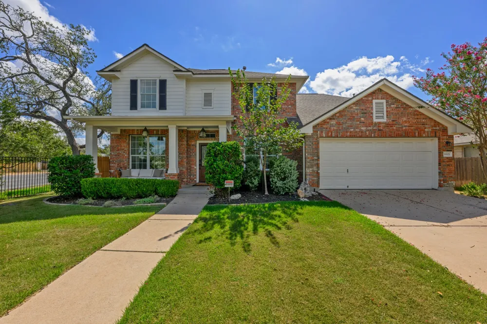 8901 Ovalla Drive Austin, TX 78749