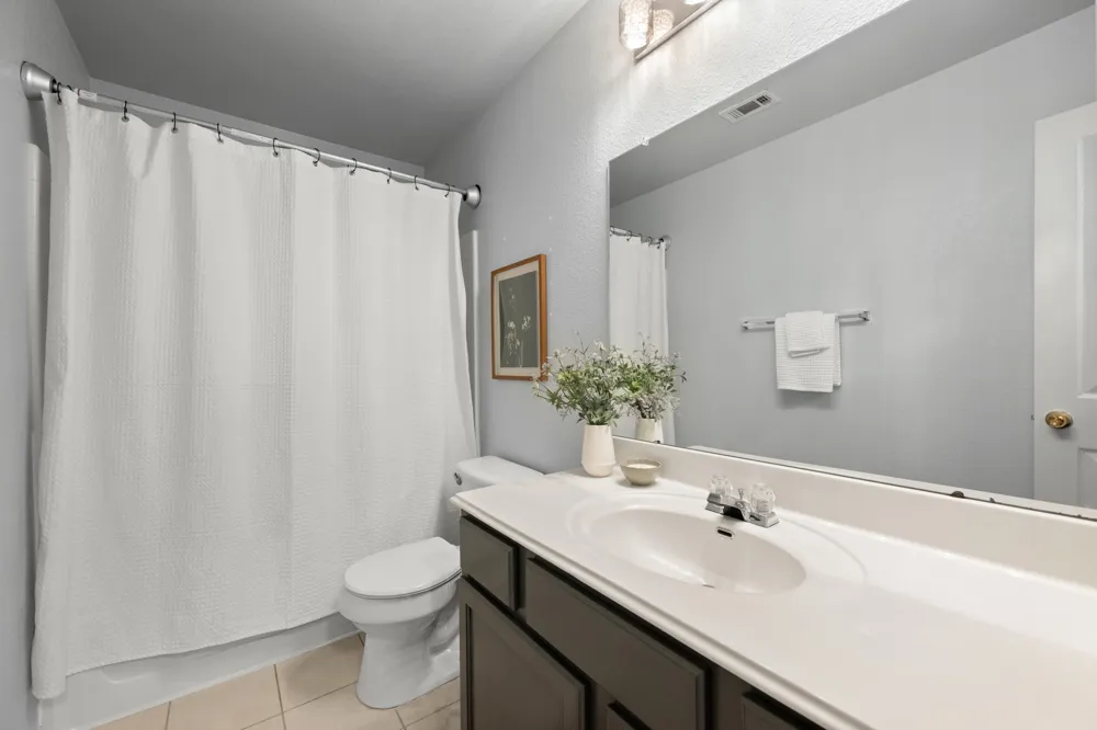 8901 Ovalla Drive Austin, TX 78749