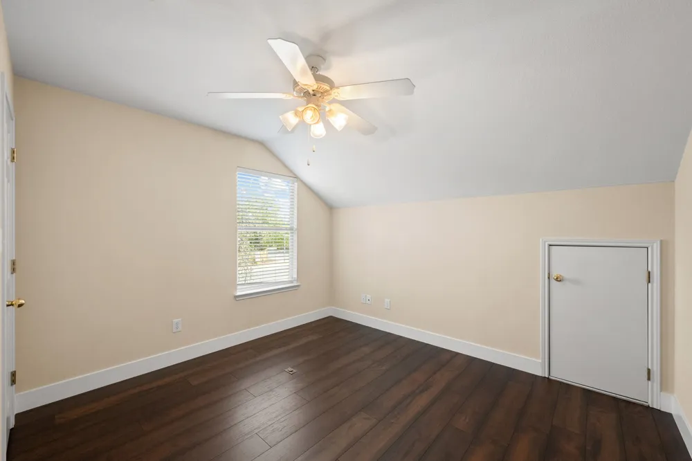 8901 Ovalla Drive Austin, TX 78749