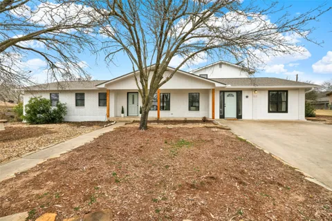 217 W Driftwood Drive