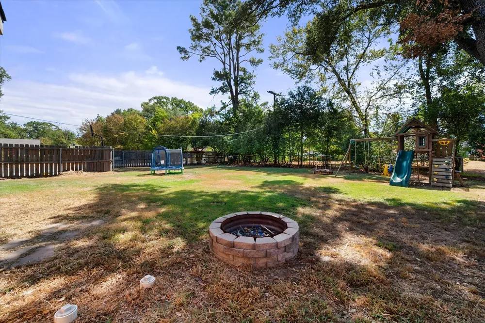 2001 W Park Avenue Corsicana, TX 75110