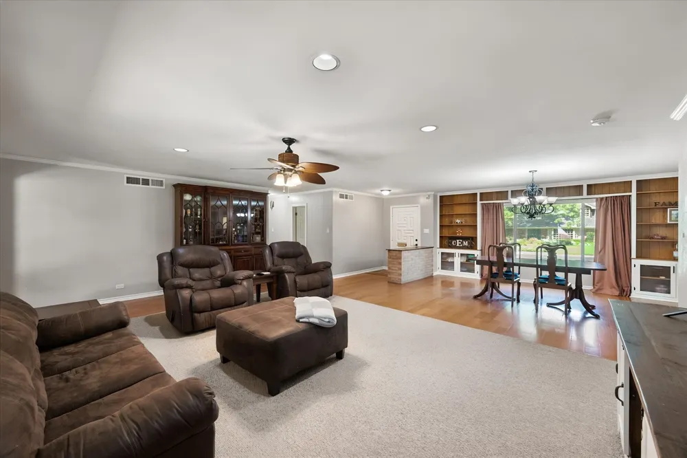 2001 W Park Avenue Corsicana, TX 75110
