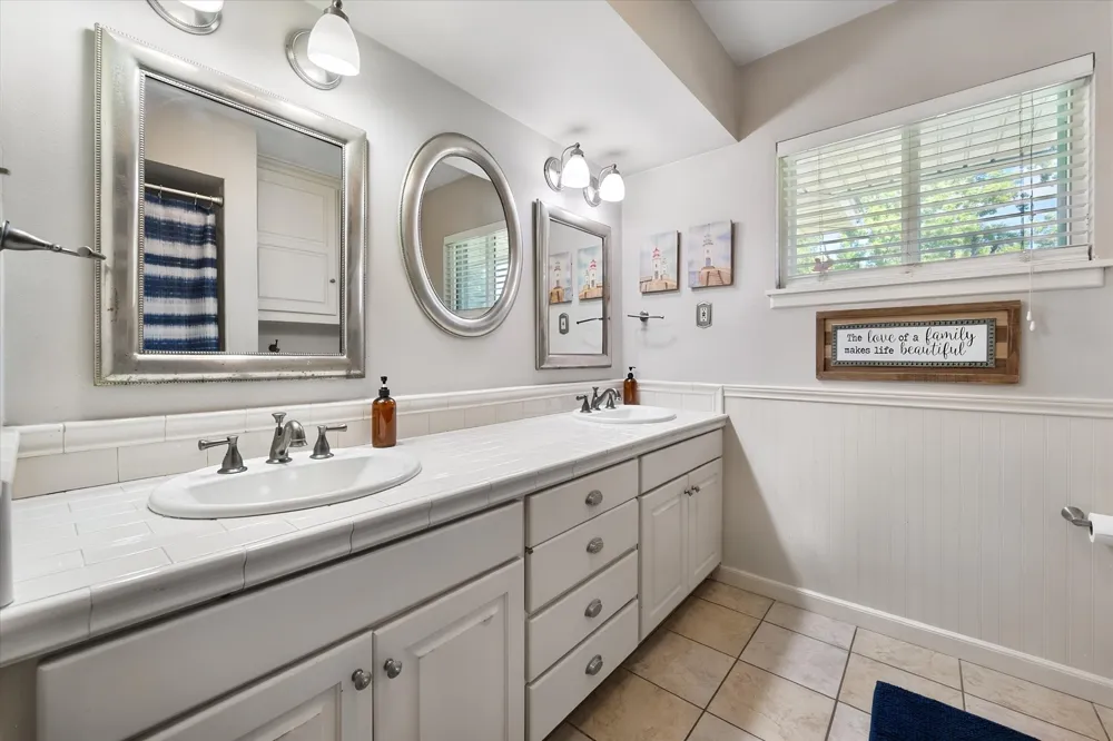 2001 W Park Avenue Corsicana, TX 75110