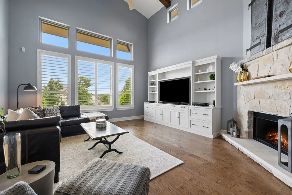 320 Bisset Court Lakeway, TX 78738