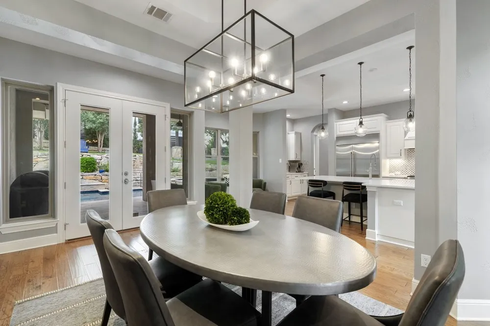 320 Bisset Court Lakeway, TX 78738