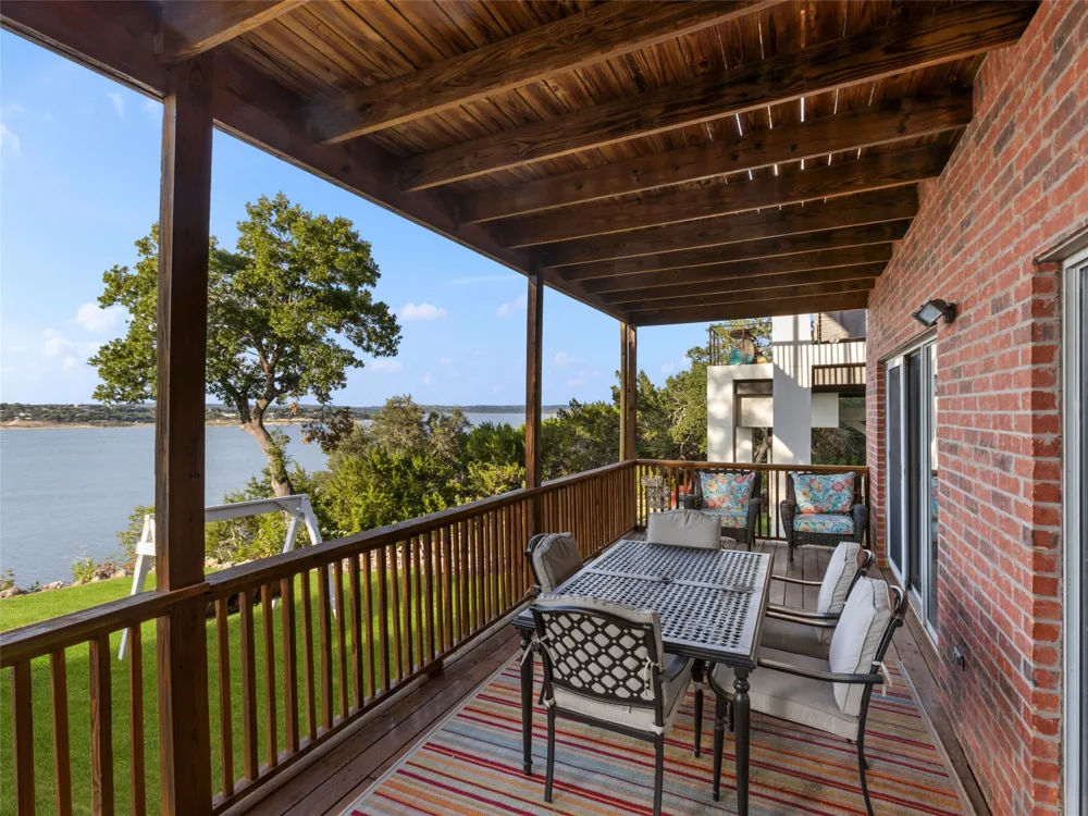 1870 Stagecoach Drive Canyon Lake, TX 78133