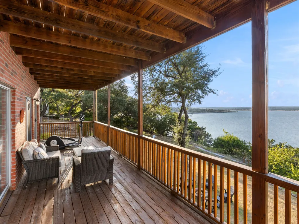 1870 Stagecoach Drive Canyon Lake, TX 78133