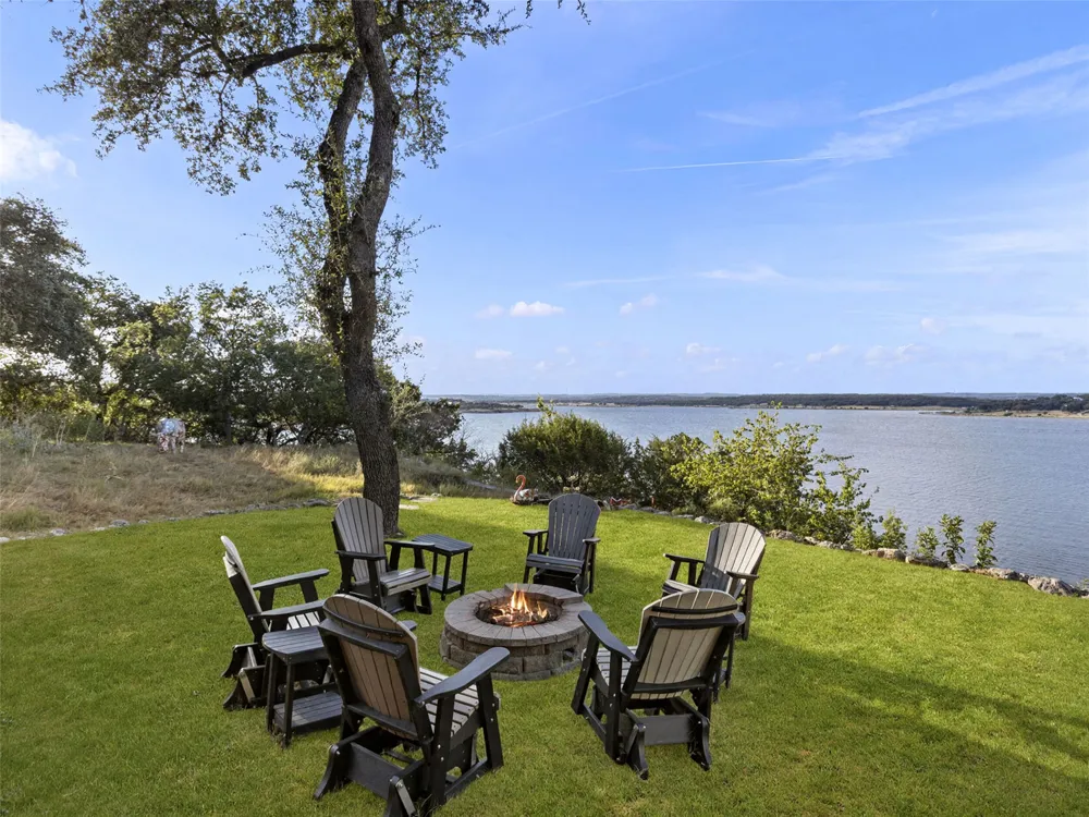 1870 Stagecoach Drive Canyon Lake, TX 78133