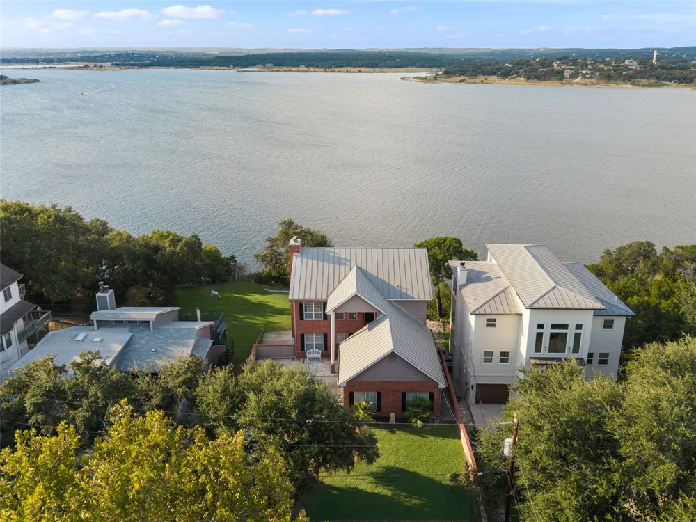 1870 Stagecoach Drive Canyon Lake, TX 78133