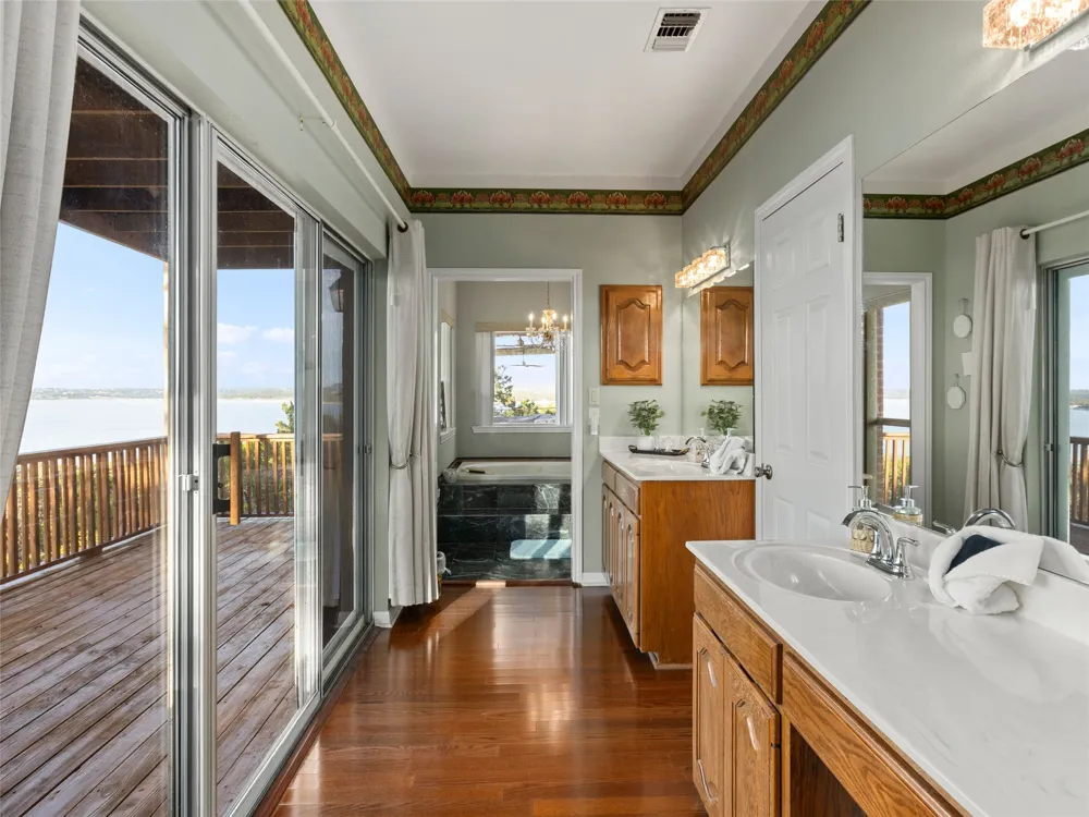 1870 Stagecoach Drive Canyon Lake, TX 78133