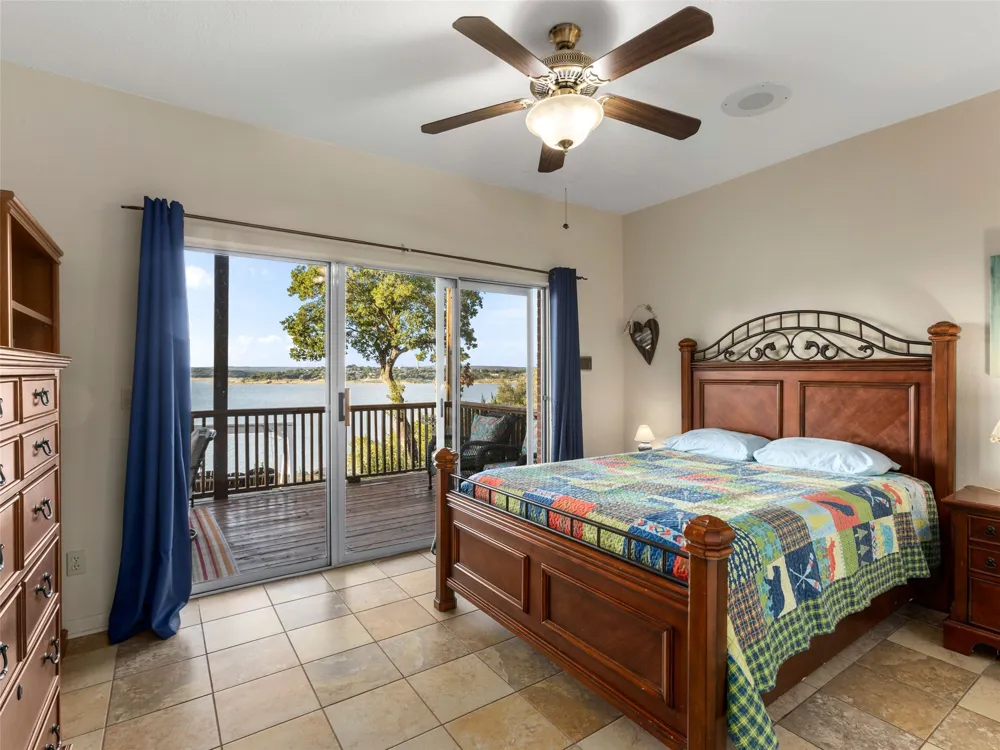 1870 Stagecoach Drive Canyon Lake, TX 78133