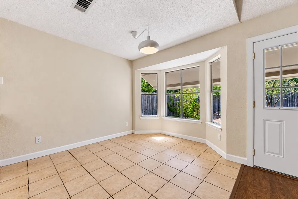 4019 Alexandria Drive Austin, TX 78749