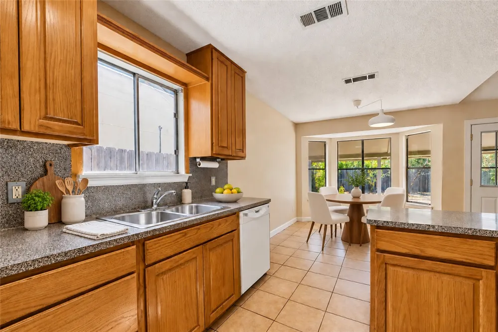 4019 Alexandria Drive Austin, TX 78749