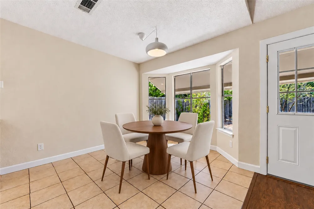 4019 Alexandria Drive Austin, TX 78749