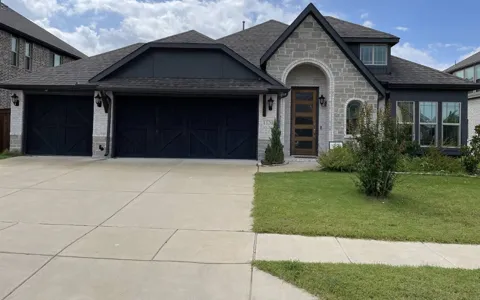 1120 Canterbury Lane