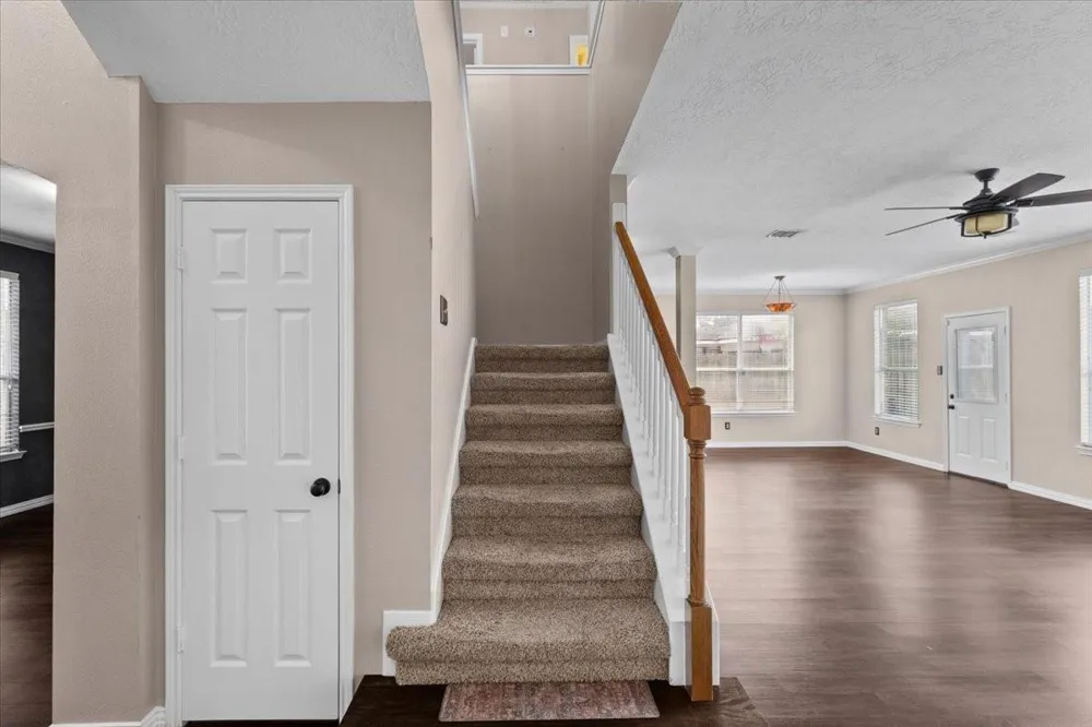 5118 Winterwood Drive League City, TX 77573