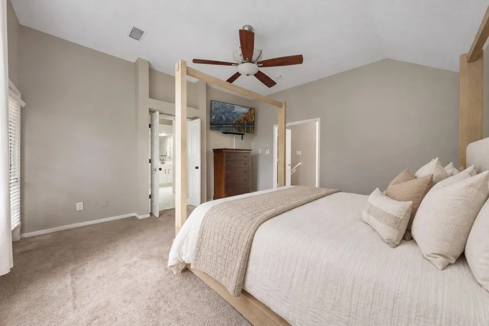 123 Sheerborne Court The Woodlands, TX 77382
